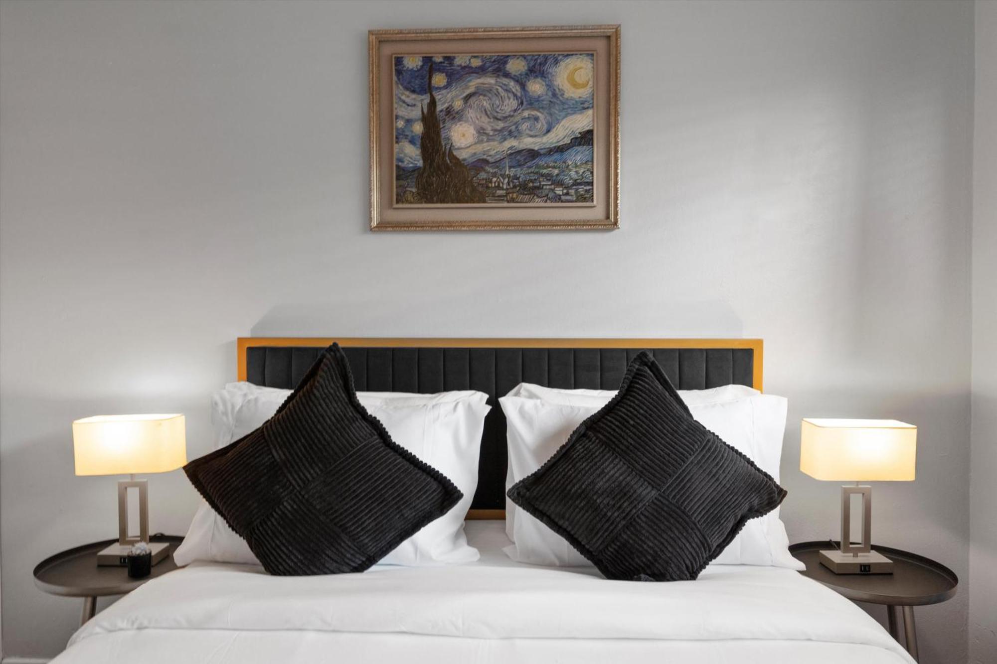 Mins 2 Downtown - King Bed - Private Stays Austin Exterior photo